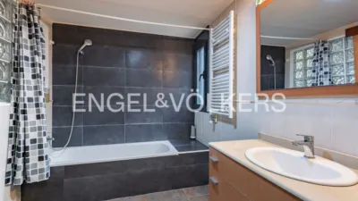 House in Torrelles de Llobregat photo 26