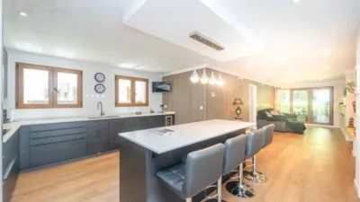 Apartment on Padre Wigfrido Street photo 2