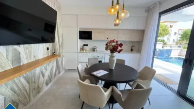 Apartment in Urbanizations photo 4