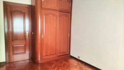 Apartment on Calle de la Sagrada Familia photo 9