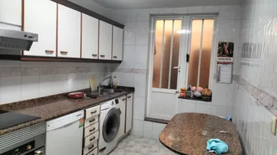 Apartment on Calle de la Sagrada Familia photo 3
