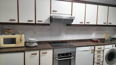 Apartment on Calle de la Sagrada Familia photo 4
