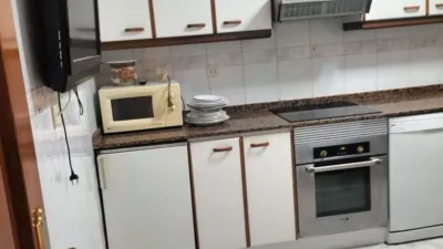 Apartment on Calle de la Sagrada Familia photo 5
