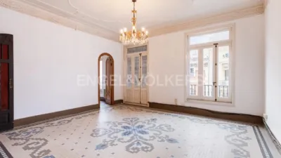 Apartment on Carrer de la Pau photo 18