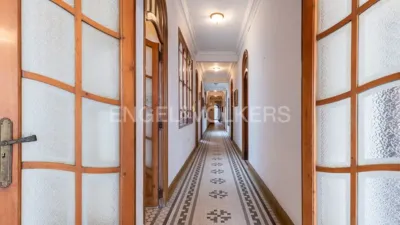 Apartment on Carrer de la Pau photo 3