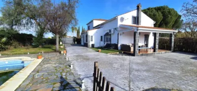 Chalet en venta en Calle Lugar Lebratos, Las Vaguadas-Carretera de Valverde (Badajoz Capital) de 349.900 €