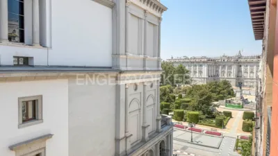 Apartment in Palacio photo 19