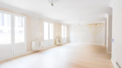 Apartment in Palacio photo 4