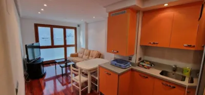 Piso en alquiler en Calle de Aguado, 12, L'Arena (Distrito Este. Gijón) de 800 €<span>/mes</span>