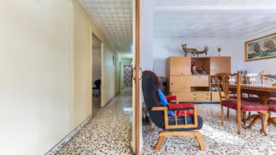 Flat on Calle Escritor Salvador de Madariaga photo 2