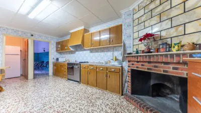 Flat on Calle Escritor Salvador de Madariaga photo 5