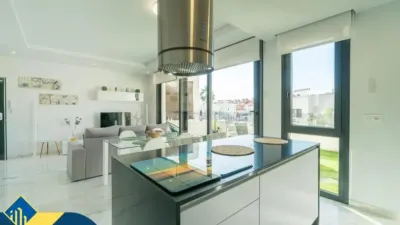 Piso – Orihuela, Lagosol-Sector F-2 - Más