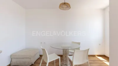 Ático en alquiler en El Calvari, El Calvari (Distrito Campanar. València Capital) de 1.800 €<span>/mes</span>