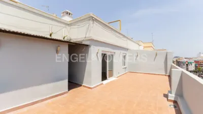 Ático en alquiler en El Calvari, El Calvari (Distrito Campanar. València Capital) de 1.800 €<span>/mes</span>