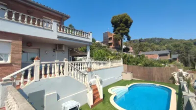 House - Más