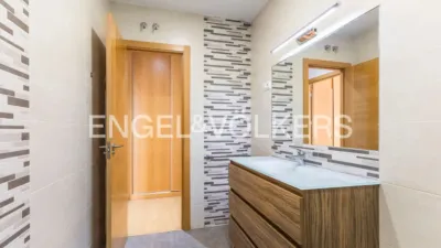 Apartment on Francisco Silvela Street photo 25