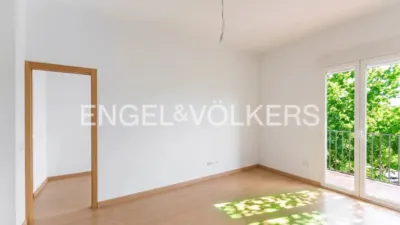Apartment on Francisco Silvela Street photo 5