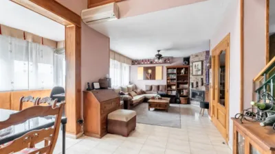 Casa adosada en venta en Calle de Sierra Morena, Zona de las Cárcavas-Arroyo del Bosque (Arroyomolinos) de 479.900 €
