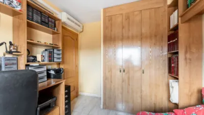 Casa adosada en venta en Calle de Sierra Morena, Zona de las Cárcavas-Arroyo del Bosque (Arroyomolinos) de 479.900 €