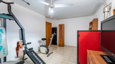 Casa adosada en venta en Calle de Sierra Morena, Zona de las Cárcavas-Arroyo del Bosque (Arroyomolinos) de 479.900 €