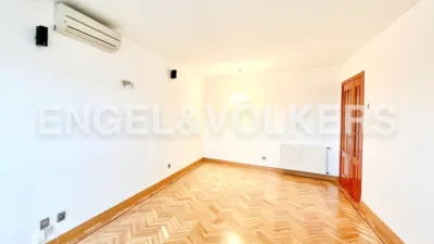 Piso en alquiler en Calle de Numancia - Imagen 3