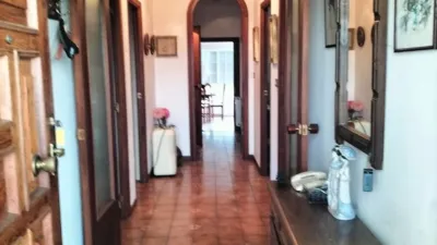 Casa – Abegondo, Os Barreiros - Más
