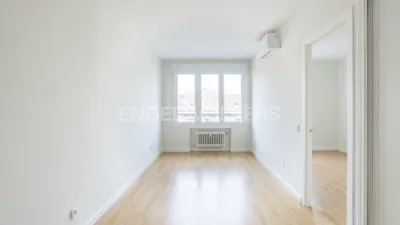 Apartamento en alquiler en Calle de Luchana - Imagen 2