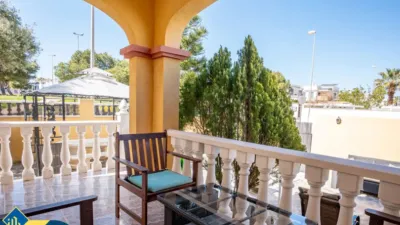 House in Los Balcones-Los Altos-Punta Prima photo 8