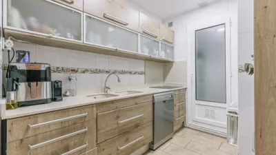 Apartment on Carrer de les Escoles Pies photo 14