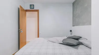 Apartment on Carrer de les Escoles Pies photo 26