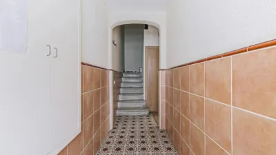 Apartment on Carrer de les Escoles Pies photo 35