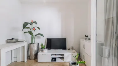 Apartment on Carrer de les Escoles Pies photo 3