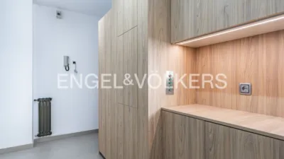 Casa en alquiler en L'Eixample-Torreblanca, L'Eixample-Torreblanca (Sant Cugat del Vallès) de 6.800 €<span>/mes</span>