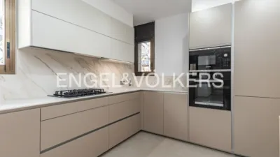 Casa en alquiler en L'Eixample-Torreblanca, L'Eixample-Torreblanca (Sant Cugat del Vallès) de 6.800 €<span>/mes</span>