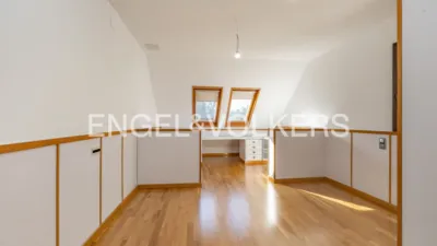 Casa en alquiler en L'Eixample-Torreblanca, L'Eixample-Torreblanca (Sant Cugat del Vallès) de 6.800 €<span>/mes</span>
