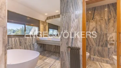 Casa en alquiler en L'Eixample-Torreblanca, L'Eixample-Torreblanca (Sant Cugat del Vallès) de 6.800 €<span>/mes</span>
