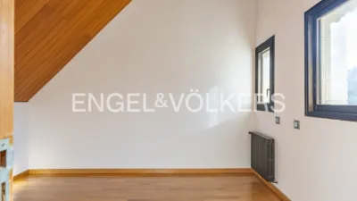 Casa en alquiler en L'Eixample-Torreblanca, L'Eixample-Torreblanca (Sant Cugat del Vallès) de 6.800 €<span>/mes</span>