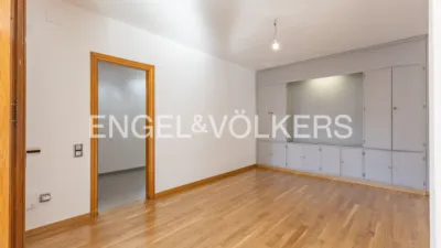 Casa en alquiler en L'Eixample-Torreblanca, L'Eixample-Torreblanca (Sant Cugat del Vallès) de 6.800 €<span>/mes</span>