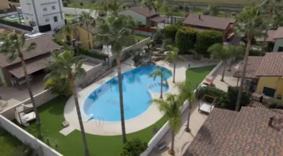 Casa en alquiler en Riba-Roja de Túria, Riba-roja de Túria de 2.500 €<span>/mes</span>