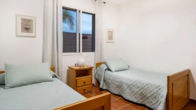 Casa en alquiler en Riba-Roja de Túria, Riba-roja de Túria de 2.500 €<span>/mes</span>