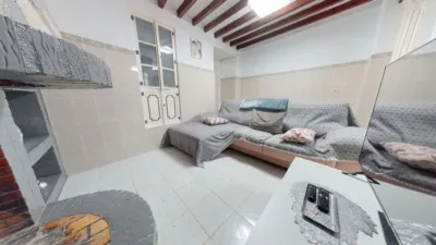 Semi-detached house on Carrer Nou del Doctor J. Brot photo 6