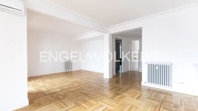 Apartamento en alquiler en Calle Marceliano Santa María - Imagen 3