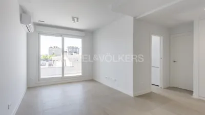 Apartamento en alquiler en Calle de Ulises, cerca de Calle de la Liebre - Imagen 3