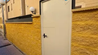 Piso – Torrevieja, Urbanización El Chaparral - Más