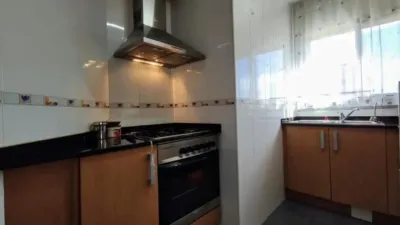 Piso en venta en Avinguda de Santa Eulàlia, cerca de Carrer del Germà Joaquim, Segle XX (Distrito Segle XX-La Cogullada. Terrassa) de 198.000 €
