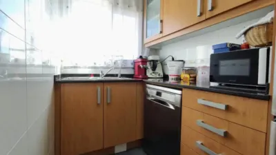 Piso en venta en Avinguda de Santa Eulàlia, cerca de Carrer del Germà Joaquim, Segle XX (Distrito Segle XX-La Cogullada. Terrassa) de 198.000 €