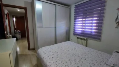 Piso en venta en Avinguda de Santa Eulàlia, cerca de Carrer del Germà Joaquim, Segle XX (Distrito Segle XX-La Cogullada. Terrassa) de 198.000 €