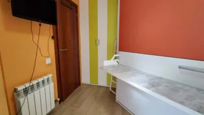 Piso en venta en Avinguda de Santa Eulàlia, cerca de Carrer del Germà Joaquim, Segle XX (Distrito Segle XX-La Cogullada. Terrassa) de 198.000 €