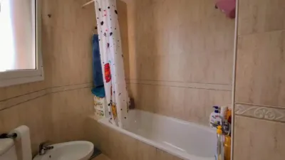Piso en venta en Avinguda de Santa Eulàlia, cerca de Carrer del Germà Joaquim, Segle XX (Distrito Segle XX-La Cogullada. Terrassa) de 198.000 €