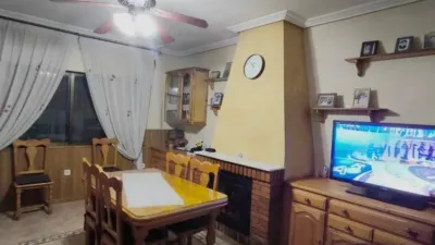 House in the Centre photo 3
